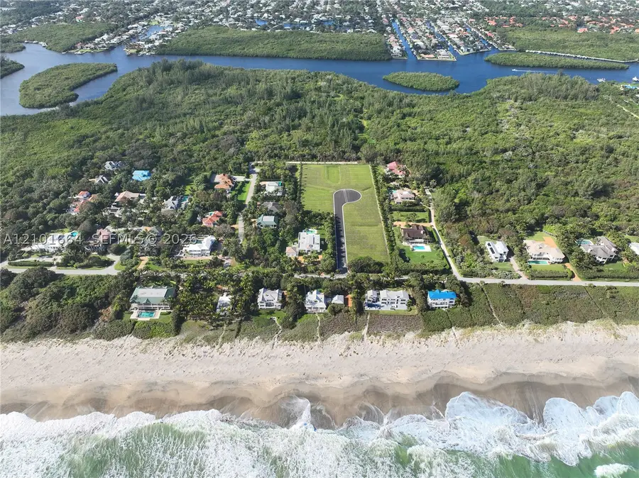 2 Bon Aire Desire Ave, Jupiter Island, FL 33455 - #3