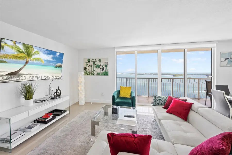 1200 Brickell Bay Dr #3701, Miami, FL 33131 - #3