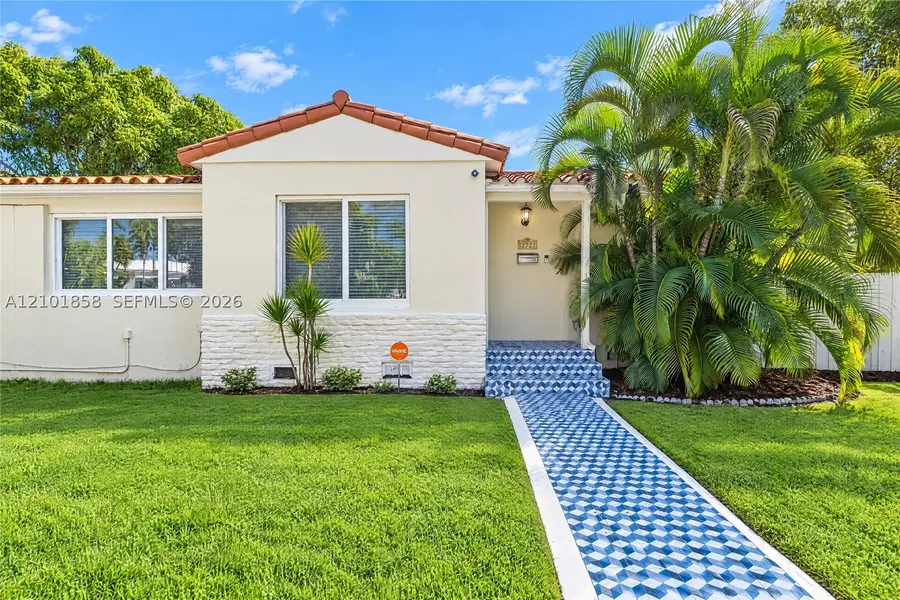 2727 Calusa St, Miami, FL 33133 - #2