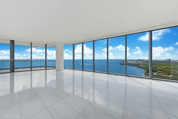 175 SE 25 Rd #3002, Miami, FL 33129