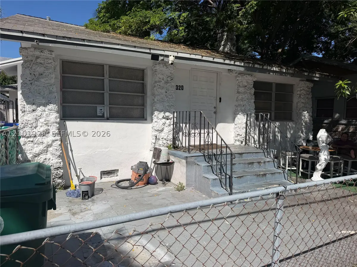 320 NW 11th Ave, Miami, FL 33128 - #1