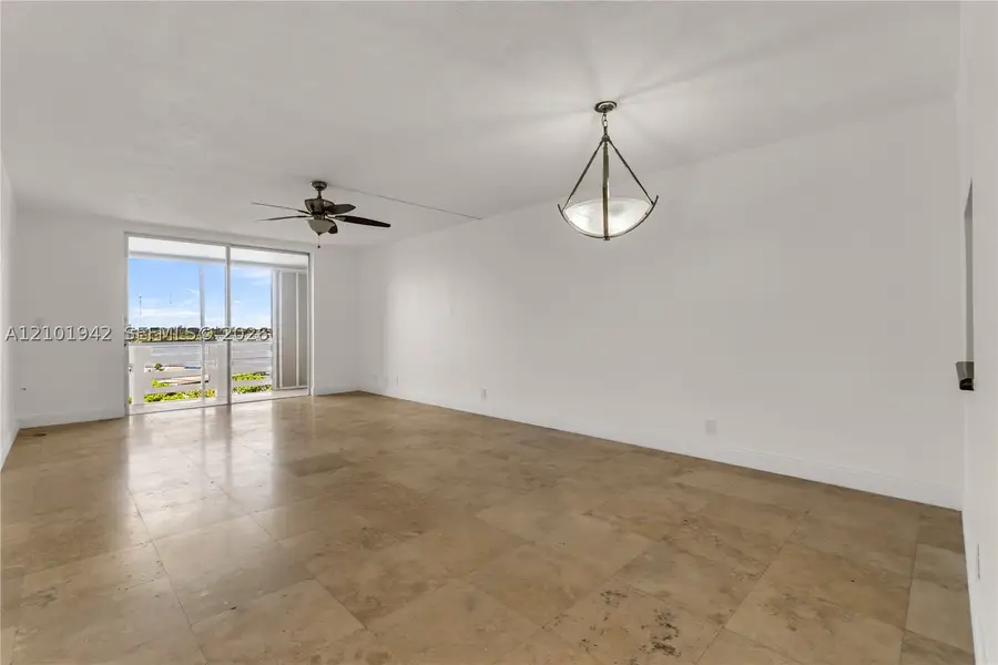 1401 NE Miami Gardens Dr #892, Miami, FL 33179 - #2