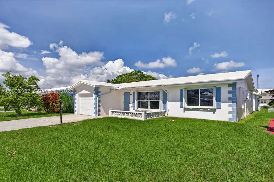 341 NW 25th Ct, Pompano Beach, FL 33064 - #2