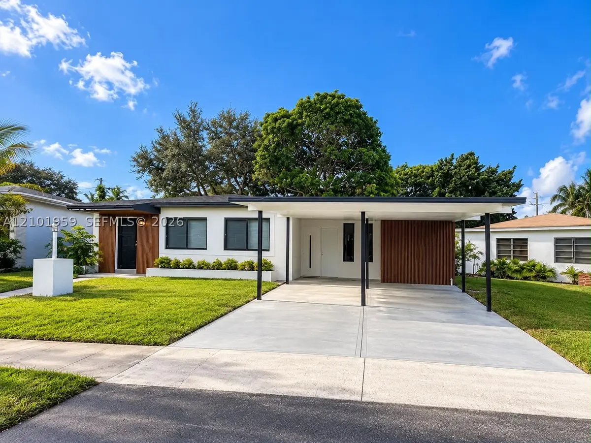1410 NE 161st St, North Miami Beach, FL 33162 - #1