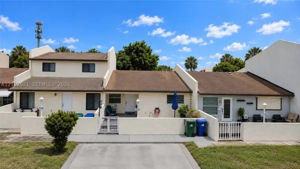 19582 NW 55th Cir Pl, Miami Gardens, FL 33055