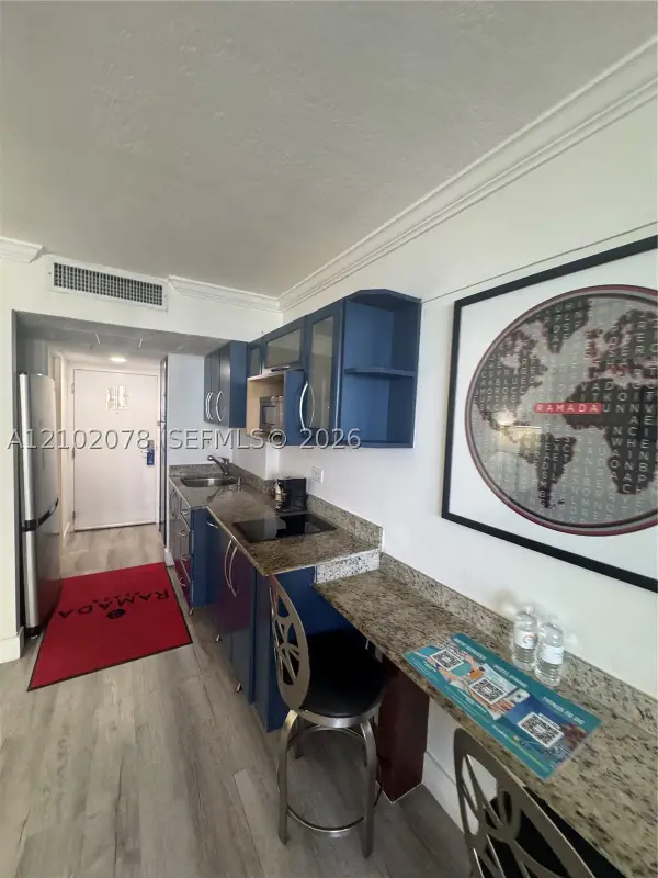 19201 Collins Ave #918, Sunny Isles Beach, FL 33160