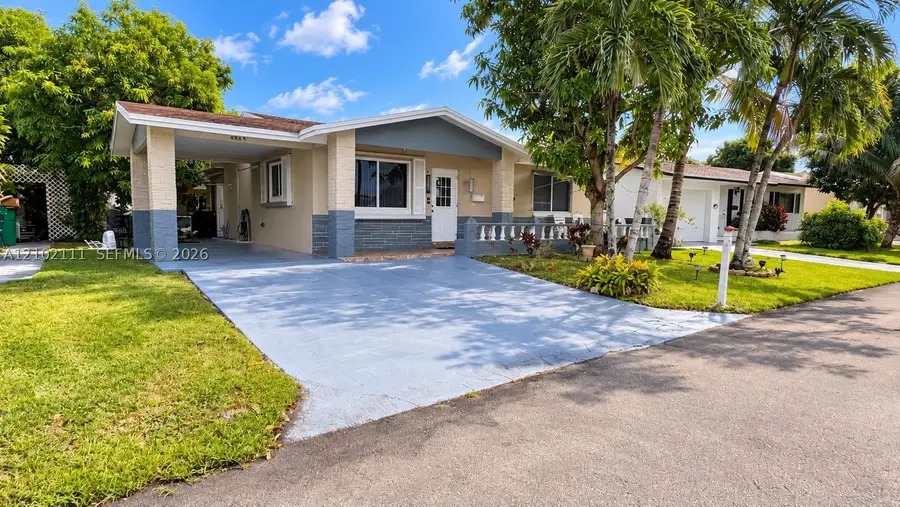 4919 NW 52nd St, Tamarac, FL 33319 - #2