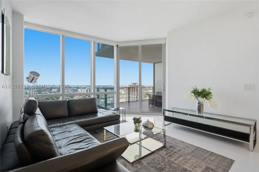 851 NE 1st Ave #3906, Miami, FL 33132 - #2