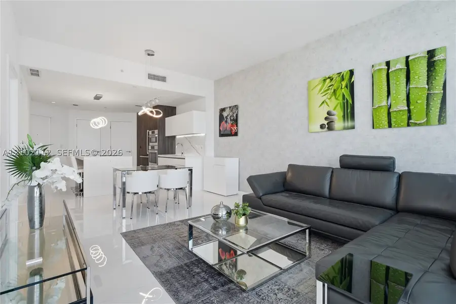851 NE 1st Ave #3906, Miami, FL 33132 - #3