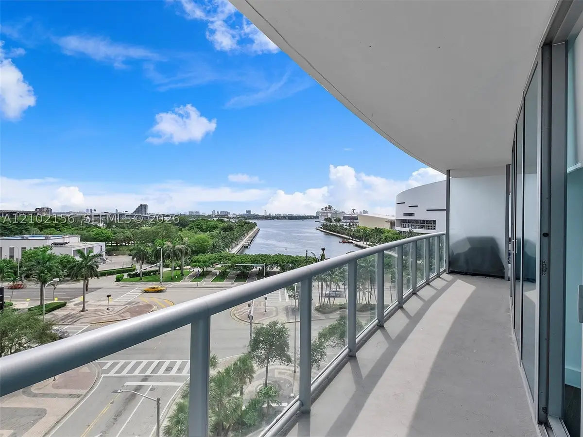 888 Biscayne Blvd #612, Miami, FL 33132 - #1