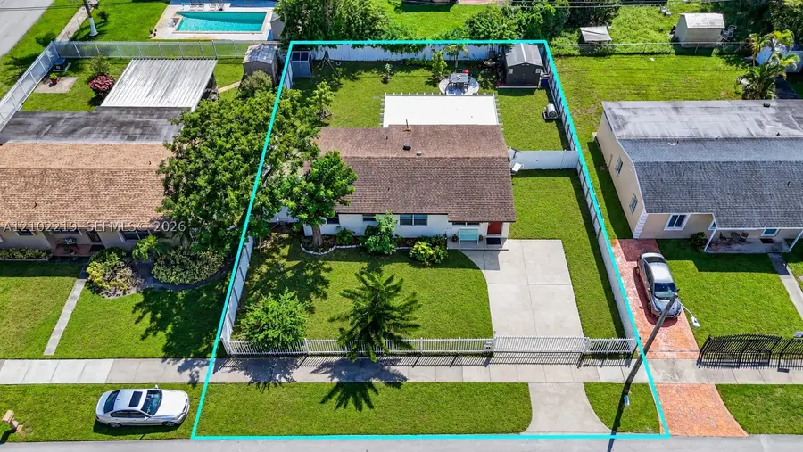 3010 NW 158th St, Miami Gardens, FL 33054 - #2