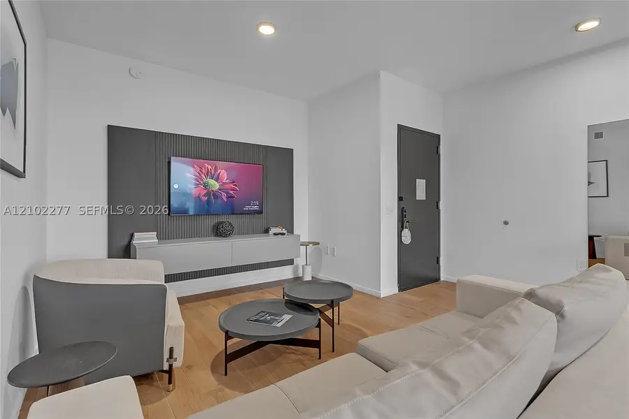 Address Withheld By Seller, Miami, FL 33132 - #3