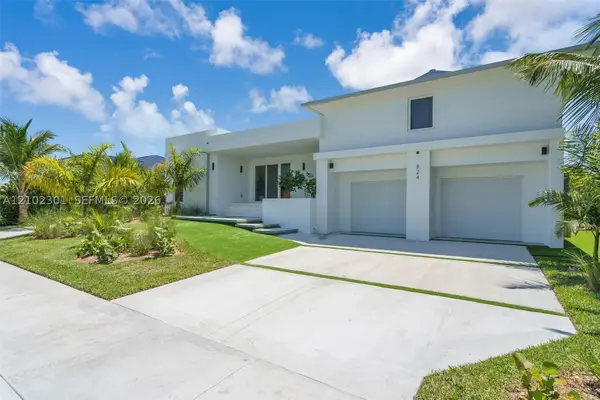 824 Rose Ct, Other, FL 34145