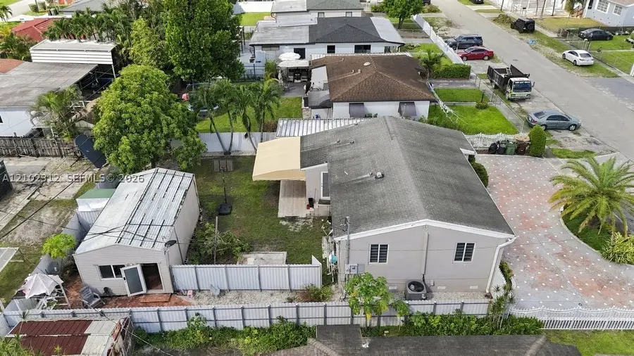 120 W 63rd St, Hialeah, FL 33012 - #2
