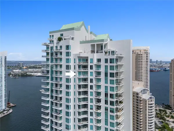 900 Brickell Key Blvd #3005, Miami, FL 33131