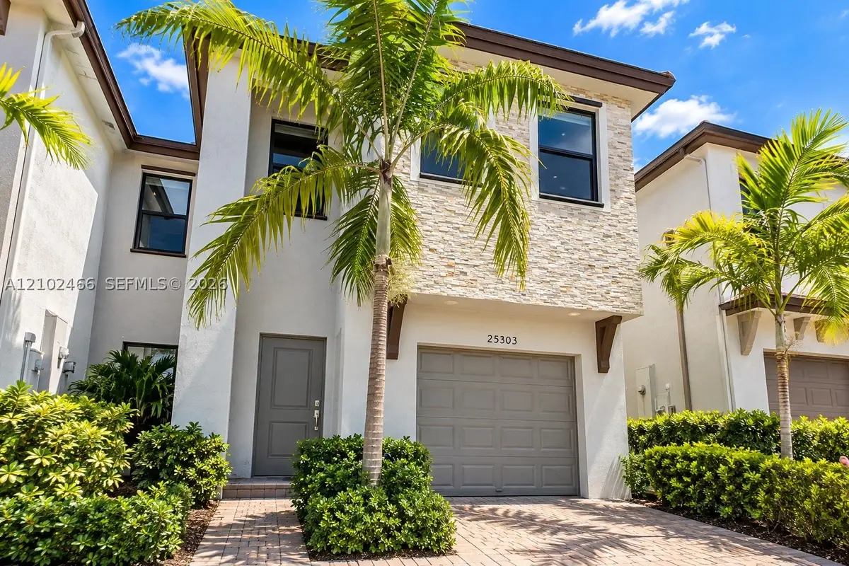 25303 SW 107th Ct, Homestead, FL 33032 - #1
