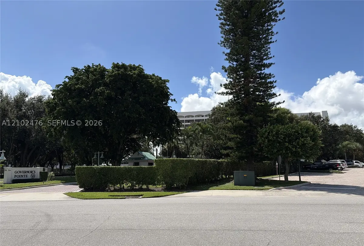 356 Golfview Rd #305, North Palm Beach, FL 33408 - #1