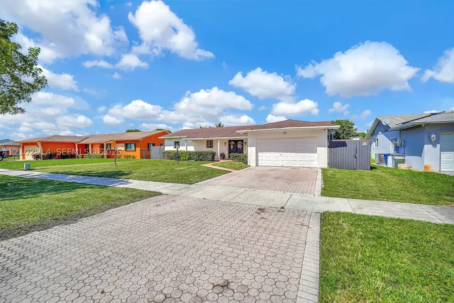 1721 NW 191st St, Miami Gardens, FL 33056 - #2