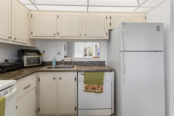 2998 NW 48th Ter #424, Lauderdale Lakes, FL 33313