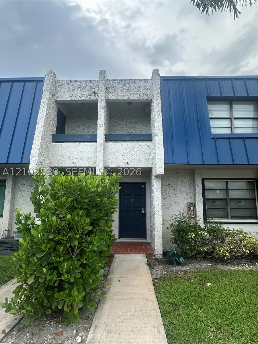 3905 Sheridan St, Hollywood, FL 33021 - #2