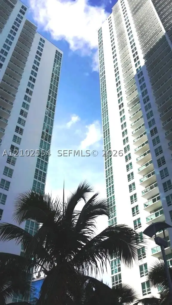 950 Brickell Bay Dr #4005, Miami, FL 33131 - #2