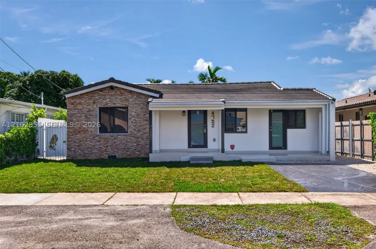 4752 SW 1st St, Miami, FL 33134 - #1