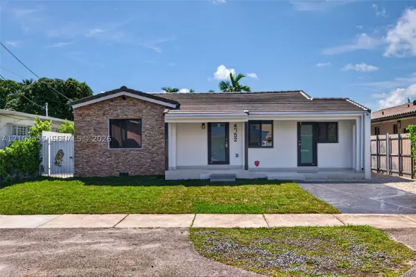 4752 SW 1st St, Miami, FL 33134