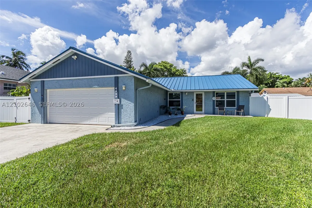 4539 SW 28th Way, Dania Beach, FL 33312 - #1