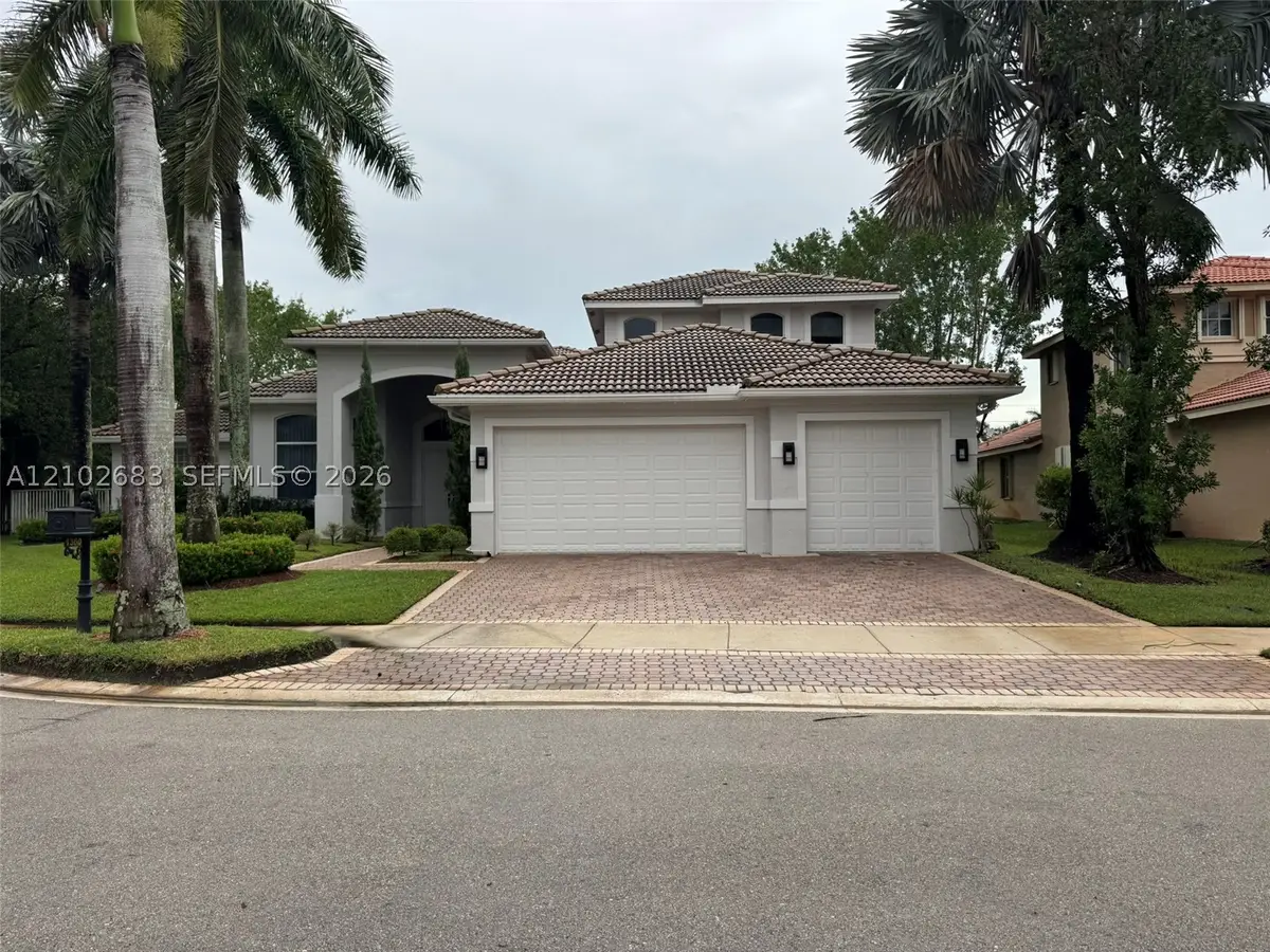 1360 Victoria Isle Dr, Weston, FL 33327 - #1