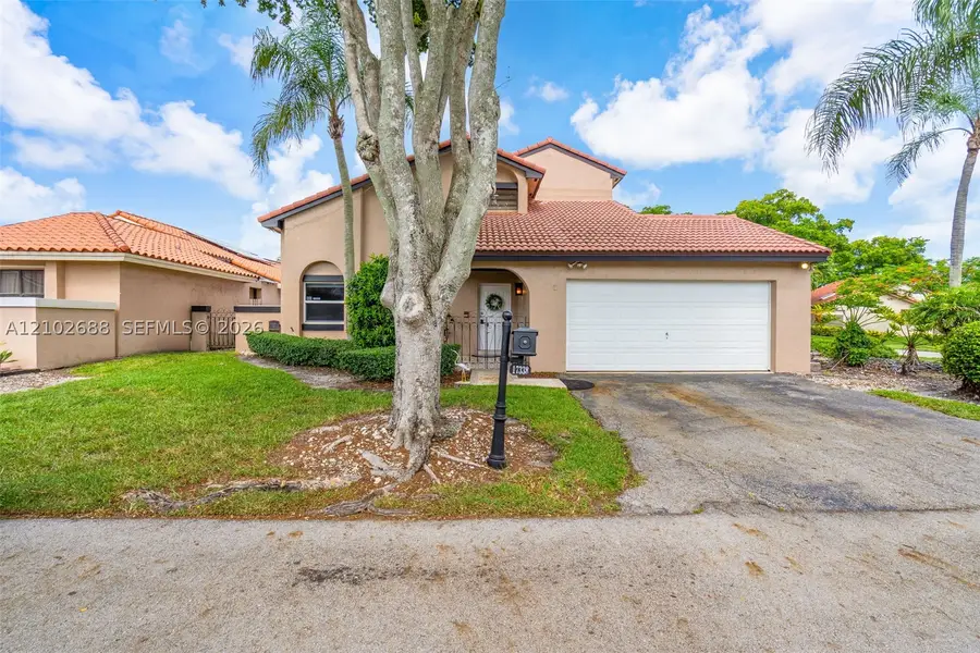 17338 NW 61st Pl, Hialeah, FL 33015 - #3