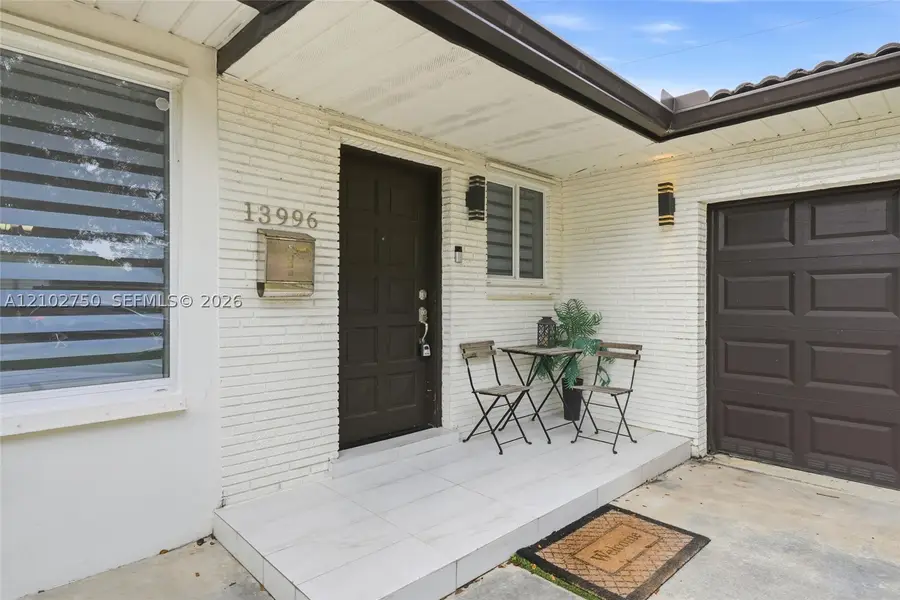 13996 Lake Lure Ct, Miami Lakes, FL 33014 - #2