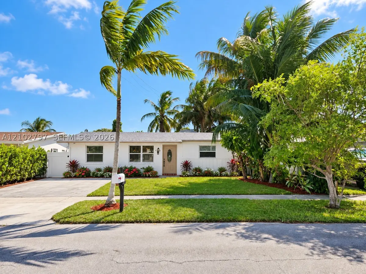 6330 Dawson St, Hollywood, FL 33023 - #1