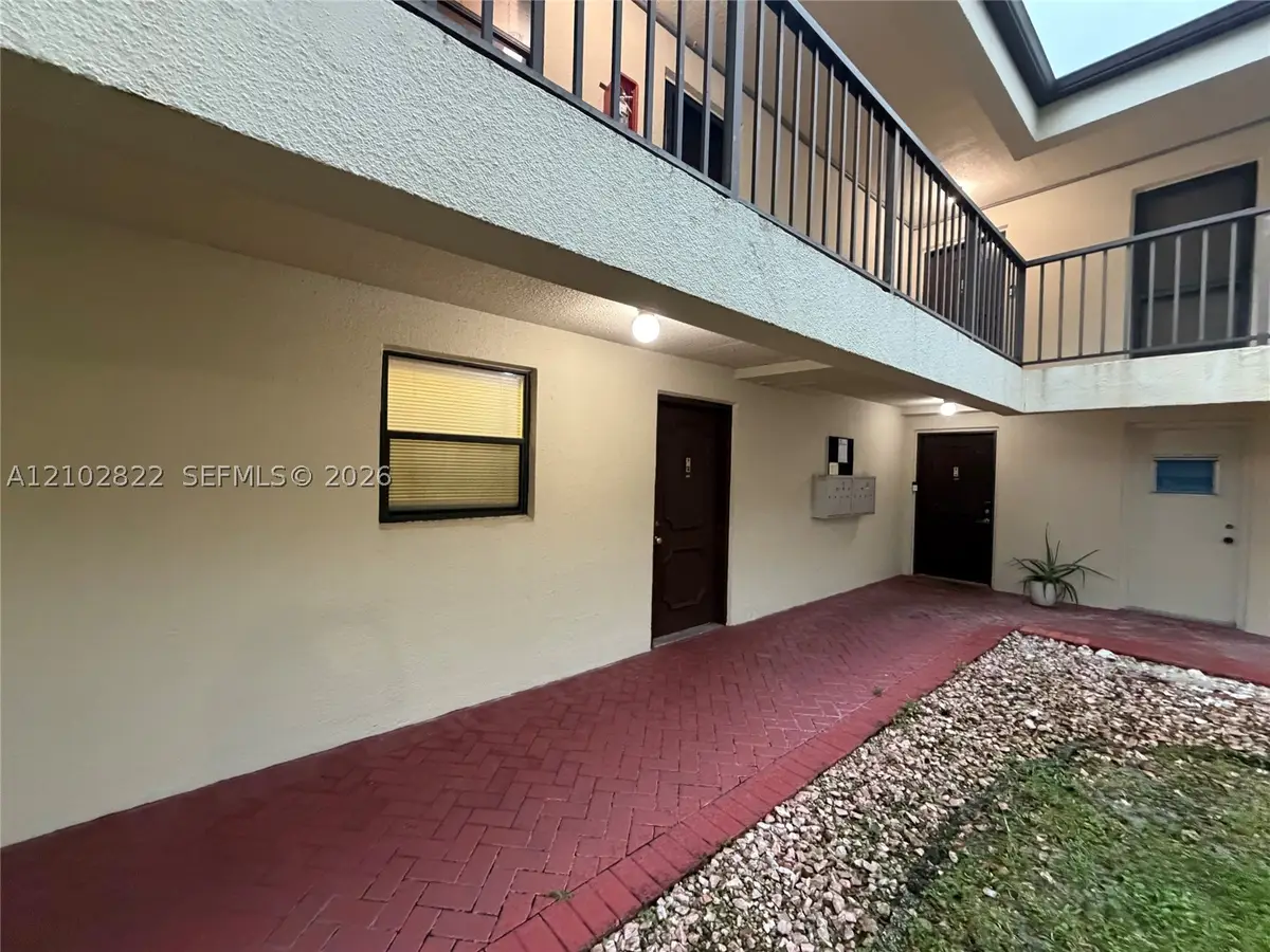 2300 S Cypress Bend Dr #102, Pompano Beach, FL 33069 - #1