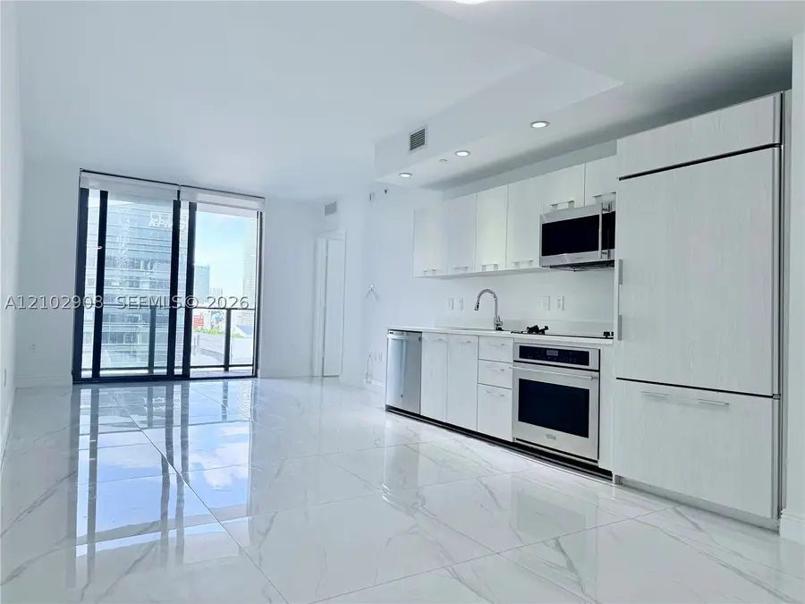 45 SW 9th St #1209, Miami, FL 33130 - #2