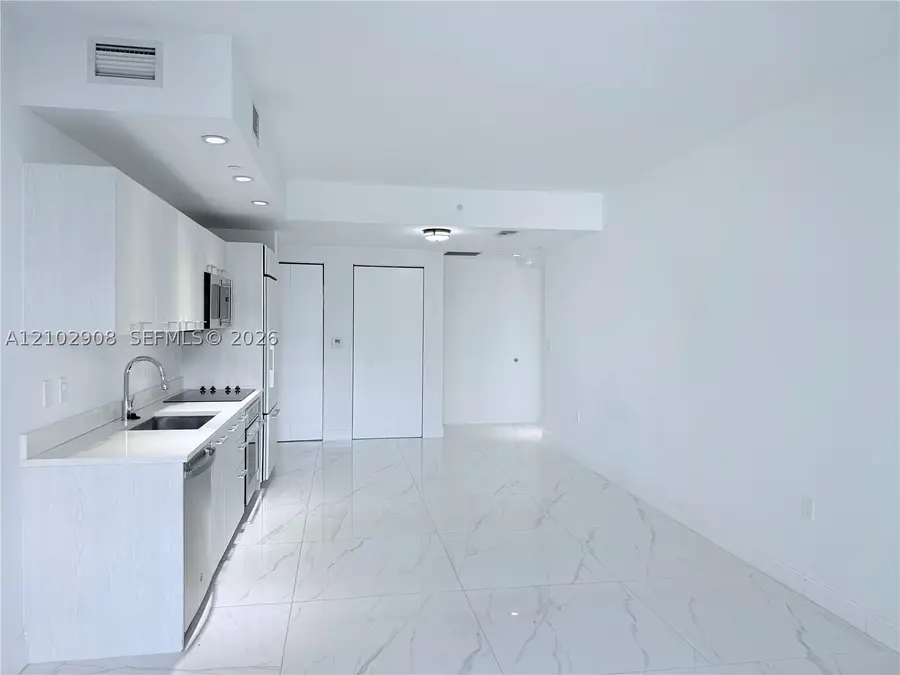 45 SW 9th St #1209, Miami, FL 33130 - #3