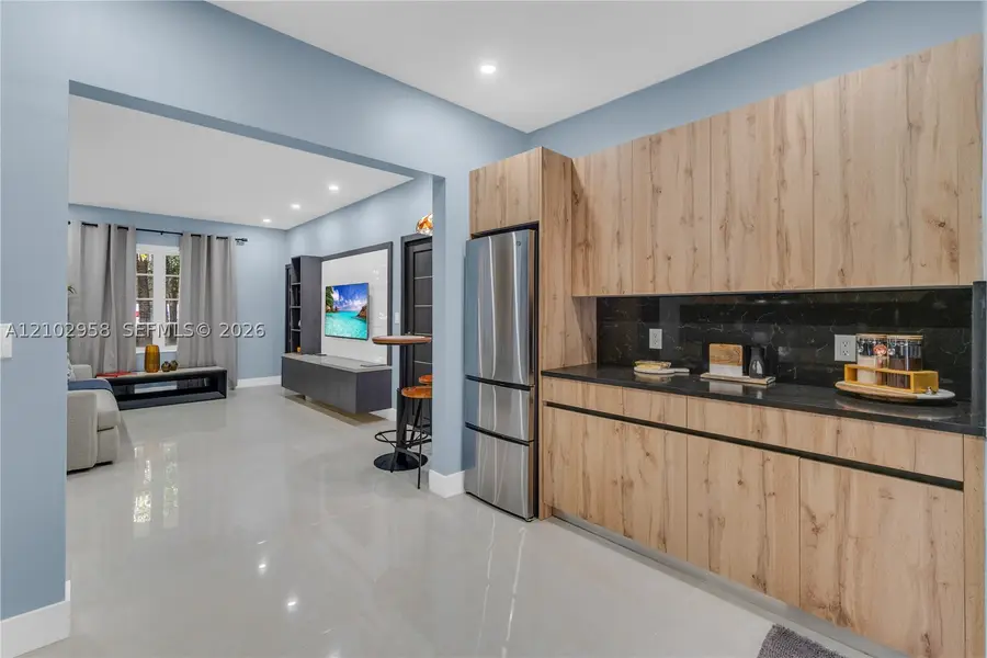1569 Euclid Ave #7, Miami Beach, FL 33139 - #3