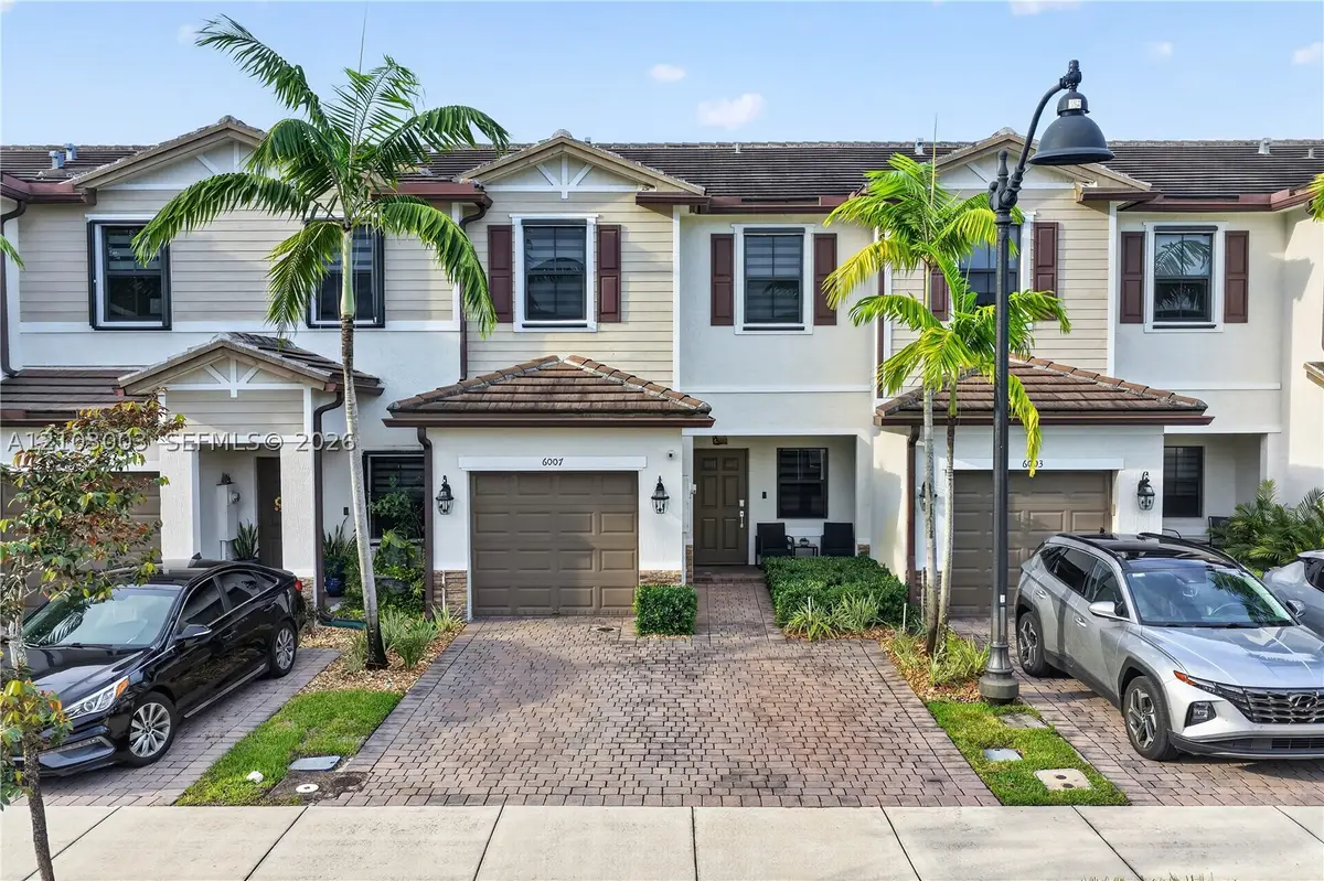 6007 W Paso Fino Pl, Davie, FL 33314 - #1