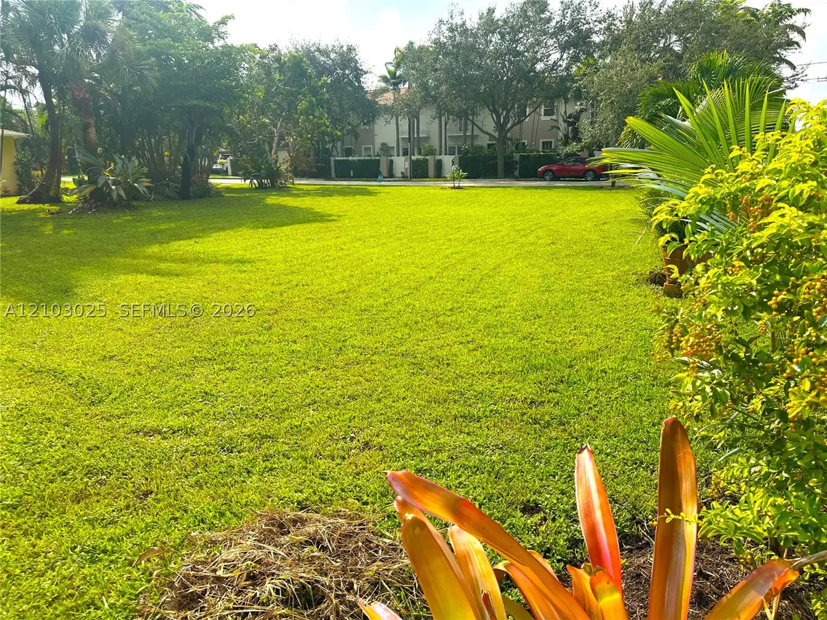 13 ave NE 34th Ct, Oakland Park, FL 33334 - #1