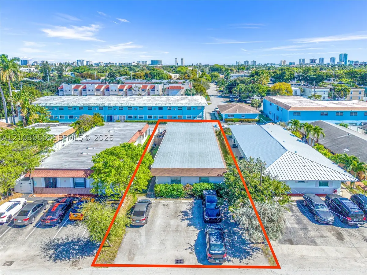 240 SE 9th Ave, Pompano Beach, FL 33060 - #1