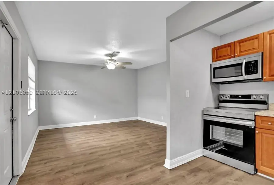 240 SE 9th Ave, Pompano Beach, FL 33060 - #3