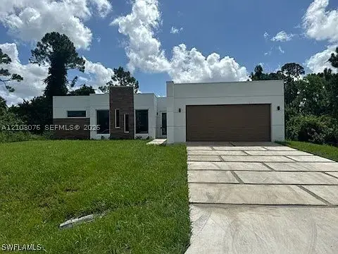 55 S Colin Ave, Lehigh Acres, FL 33976