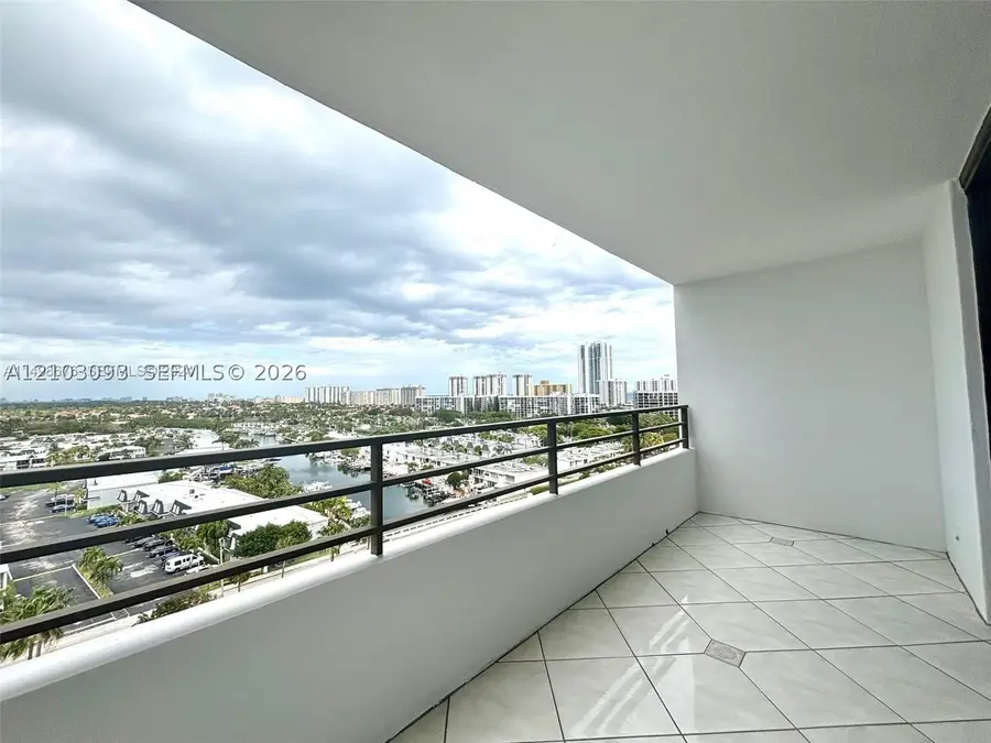 2500 Parkview Dr #1208, Hallandale Beach, FL 33009 - #2