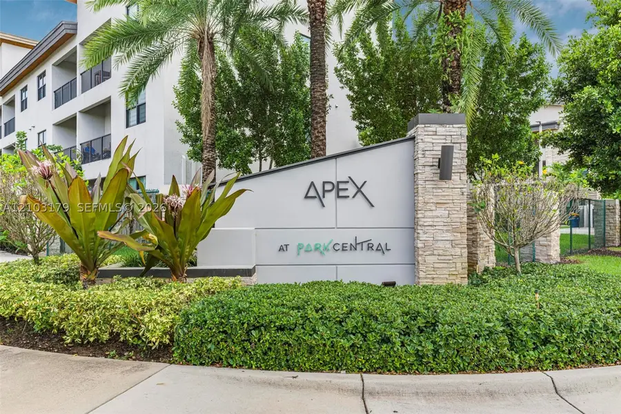 7865 NW 104th Ave #33, Doral, FL 33178 - #2