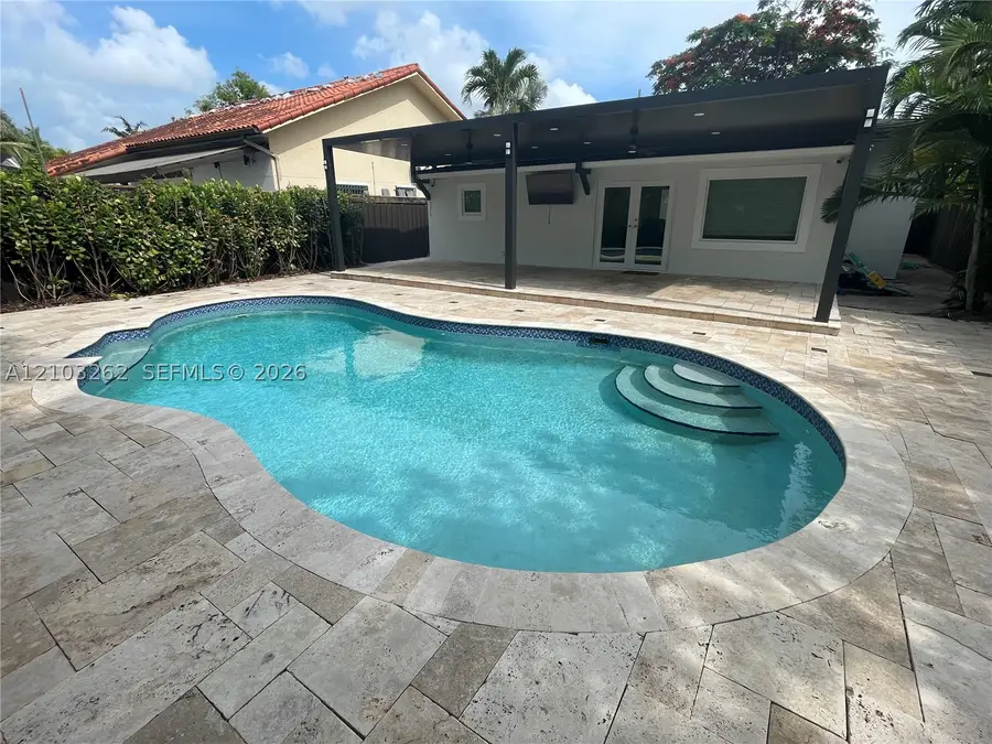 6129 SW 28th St, Miami, FL 33155 - #2