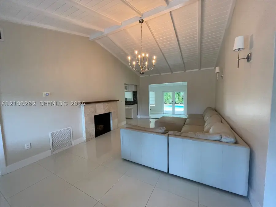 6129 SW 28th St, Miami, FL 33155 - #3