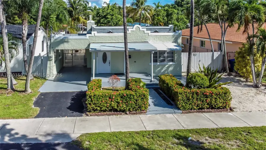 3085 NW 3rd St, Miami, FL 33125 - #2
