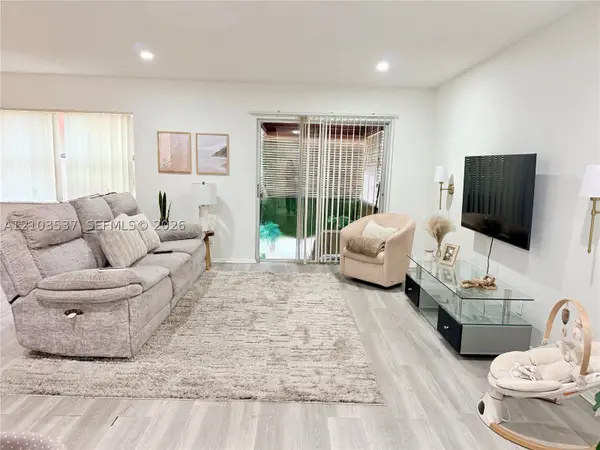 18111 NW 68th Ave #G206, Hialeah, FL 33015