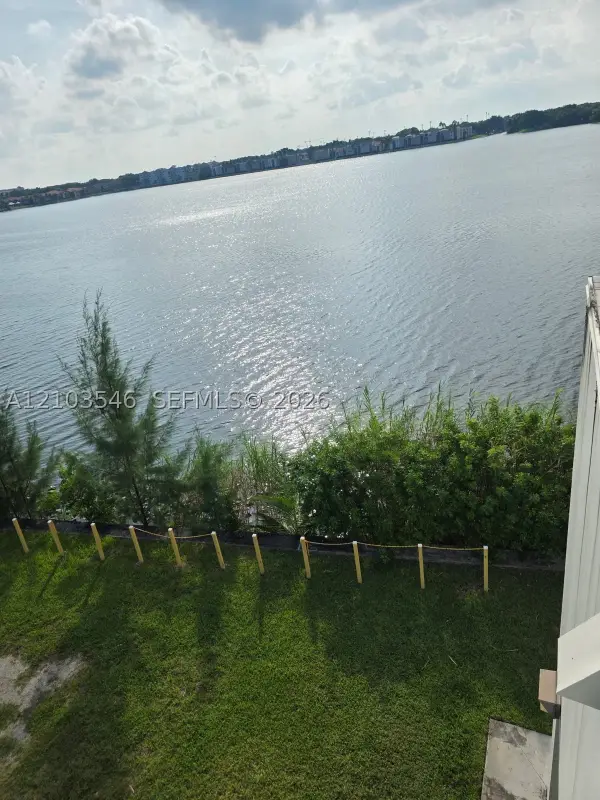 16410 NW 59th Ave, Miami Lakes, FL 33014