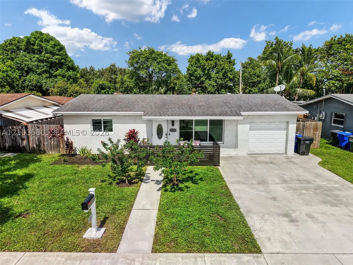 6311 Liberty St, Hollywood, FL 33024 - #1