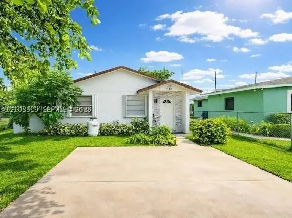 435 NW 15th St, Florida City, FL 33034